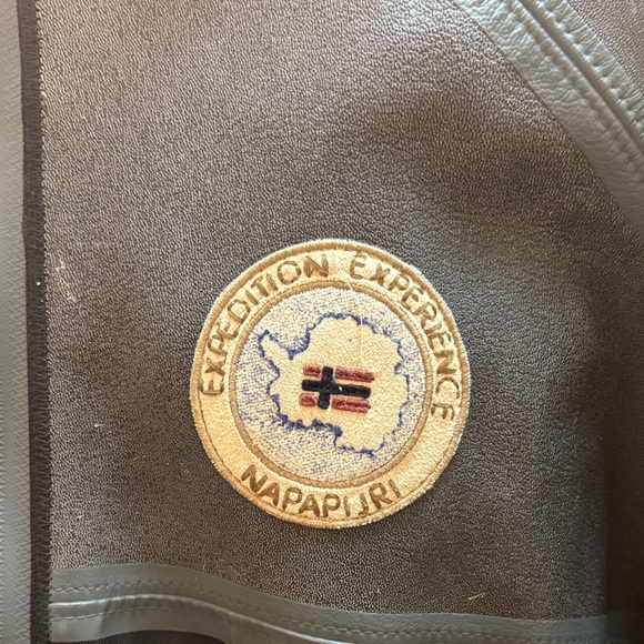 Napapijri Black and Gray Ski Jacket Size L - Picture 2 of 16